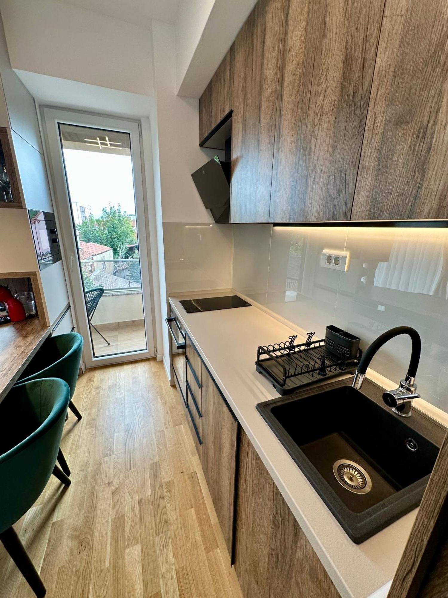 סקופיה Downtown Riverside Apartments מראה חיצוני תמונה