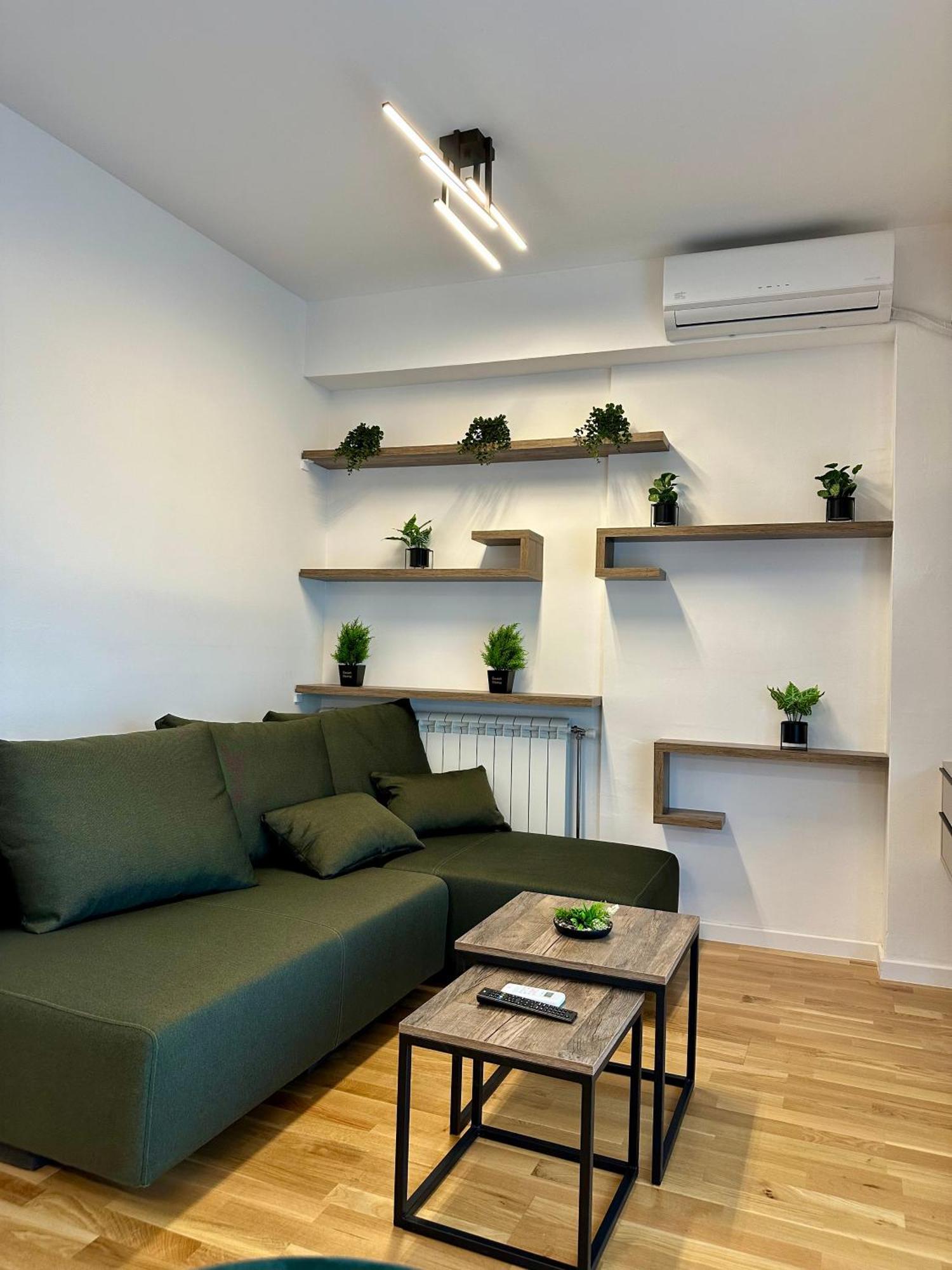סקופיה Downtown Riverside Apartments מראה חיצוני תמונה