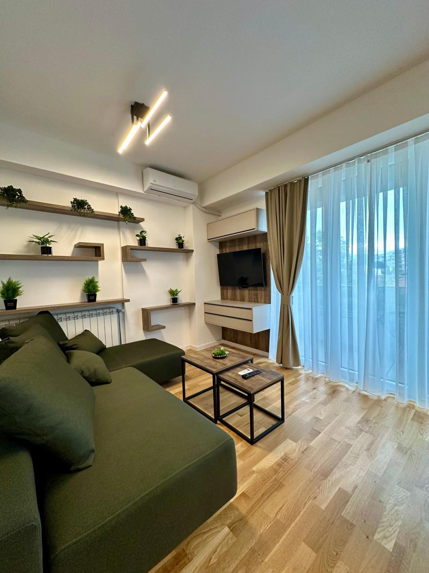 סקופיה Downtown Riverside Apartments מראה חיצוני תמונה