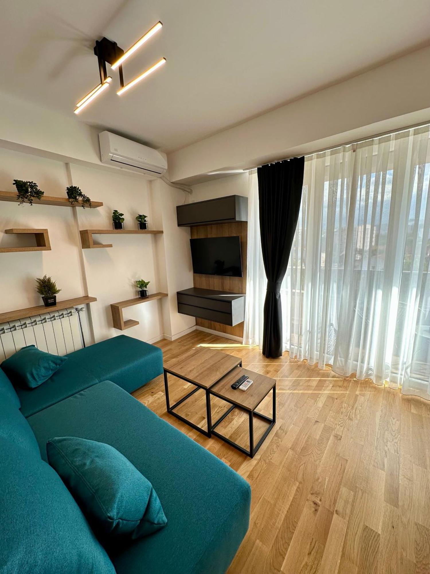 סקופיה Downtown Riverside Apartments מראה חיצוני תמונה