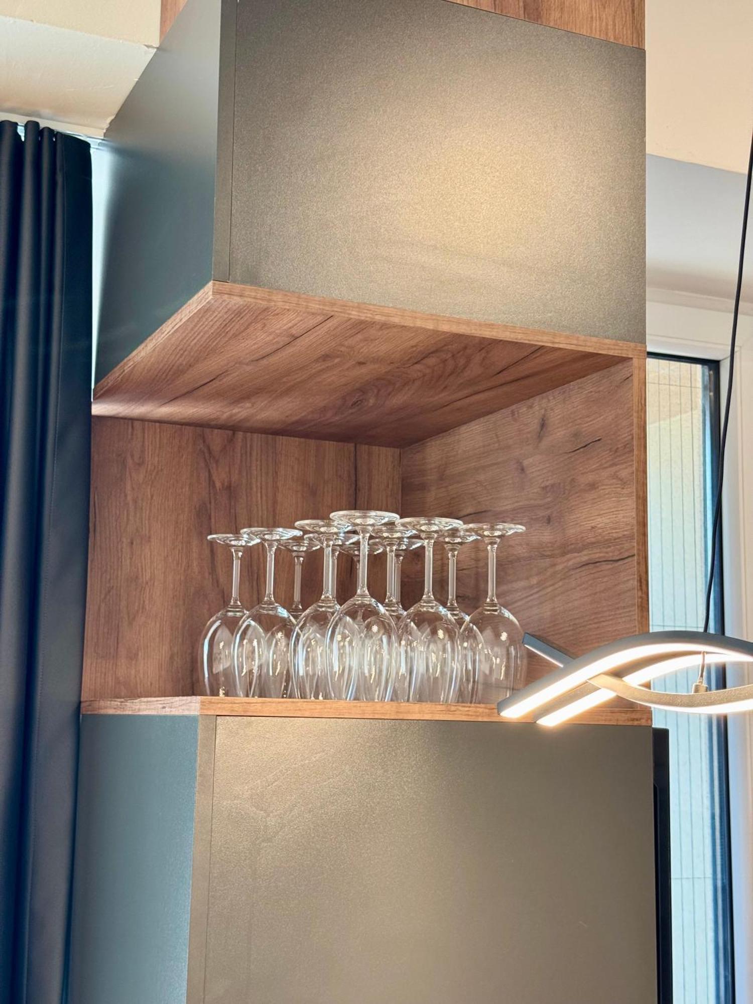 סקופיה Downtown Riverside Apartments מראה חיצוני תמונה