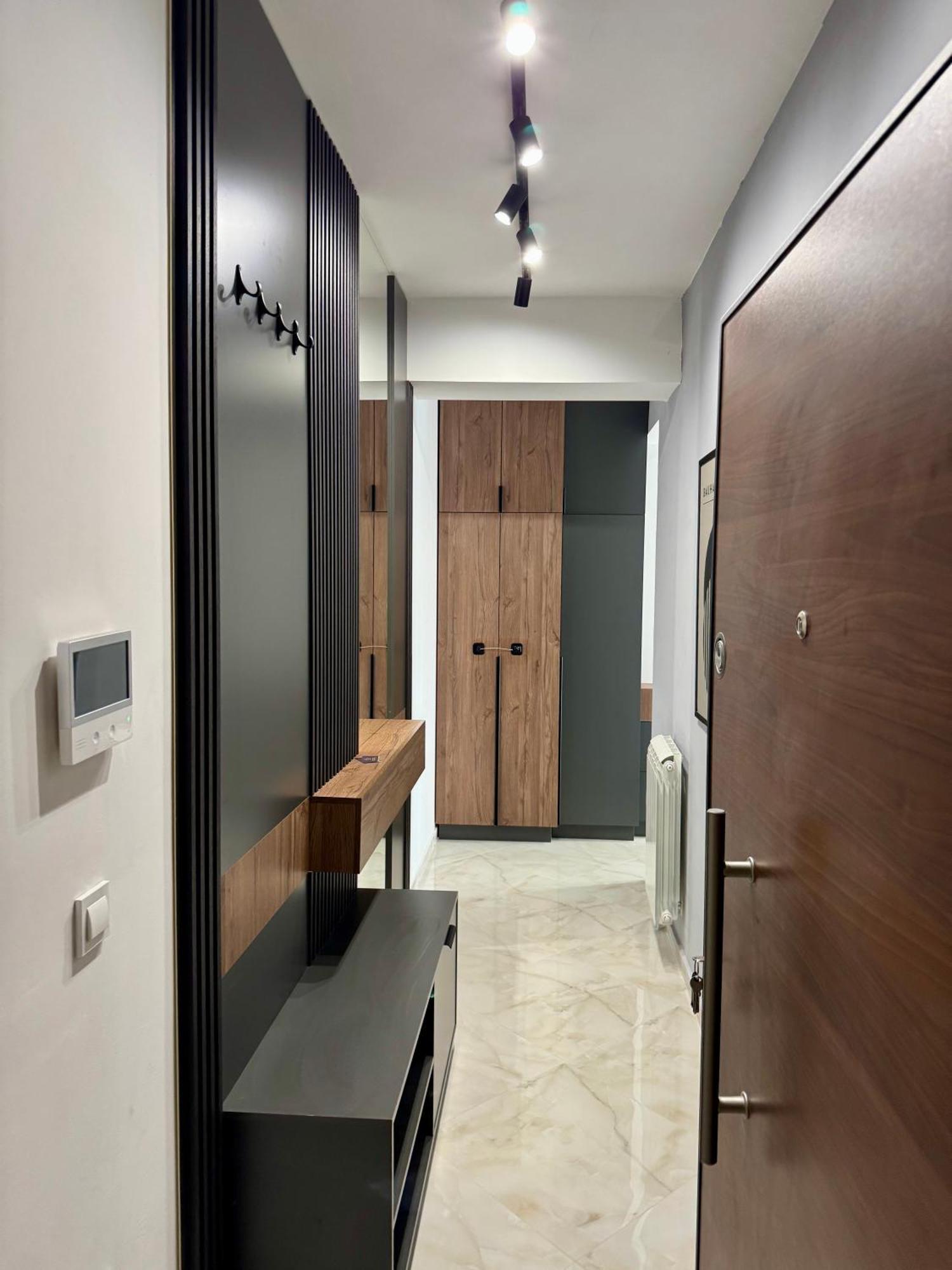 סקופיה Downtown Riverside Apartments מראה חיצוני תמונה
